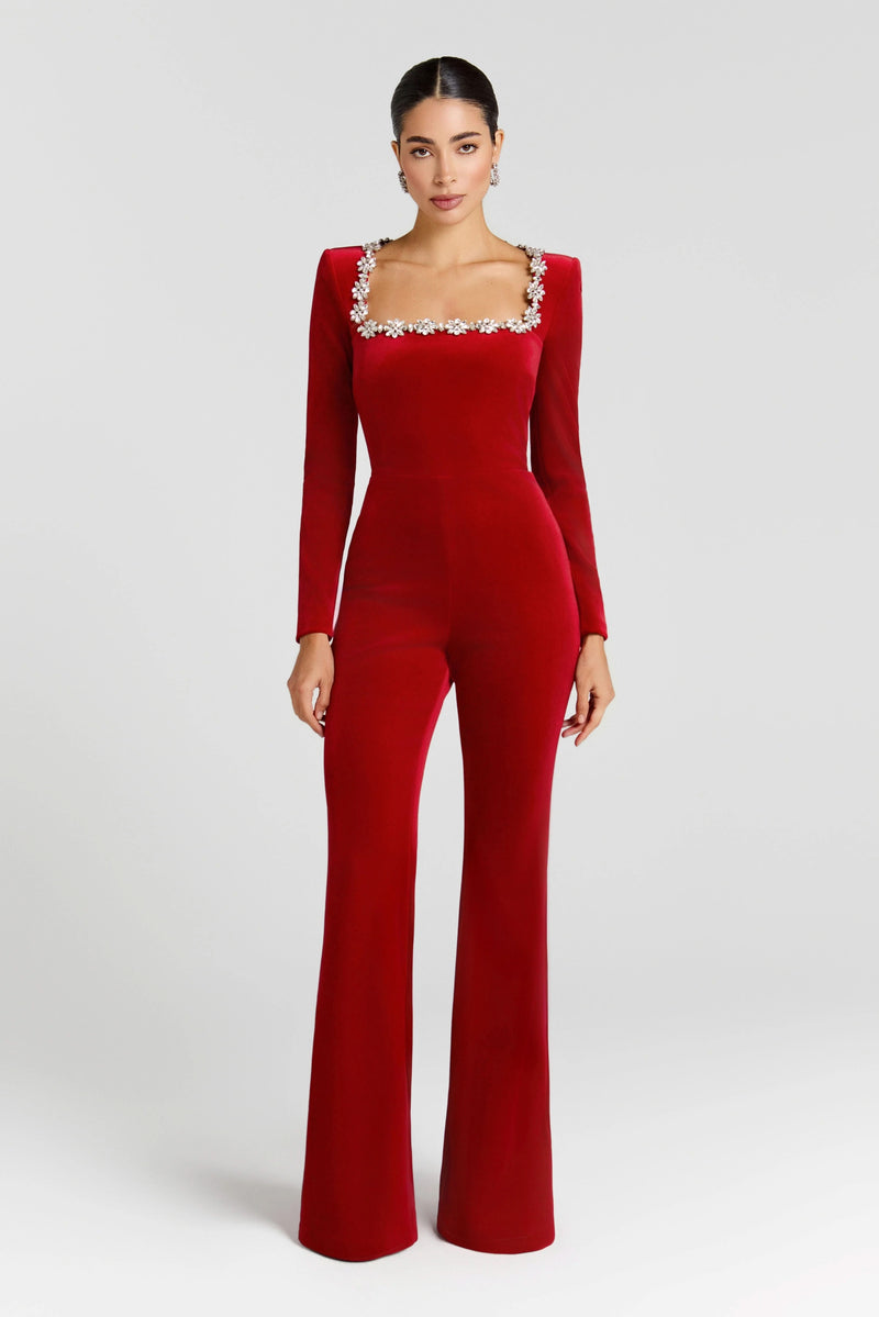 Beautifully Finished Garment in a Timeless Design