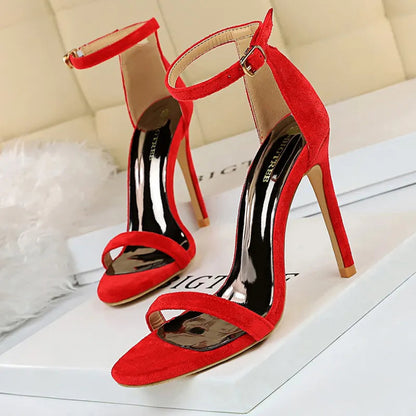 A Vintage Style Sandals with Delicate Timeless Details