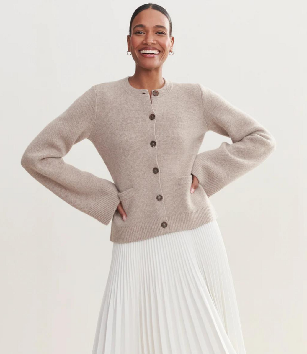 Gracefully Styled Cardigan for Any Occasion