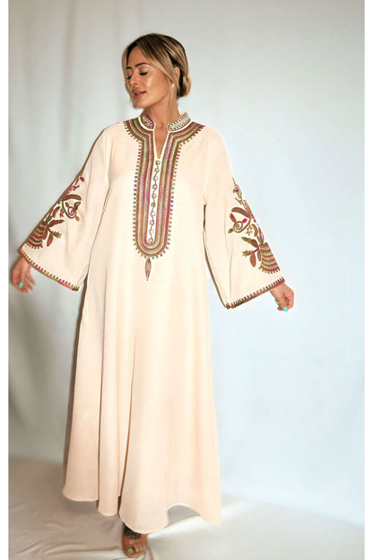 Well Tailored Garment with a Graceful Silhouette