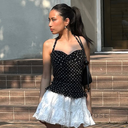 Effortlessly Elegant Top with a Timeless Design