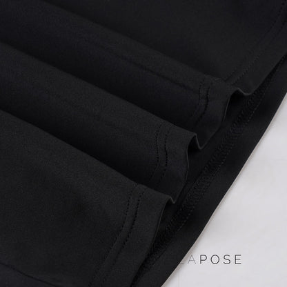 Well Tailored Top with a Graceful Silhouette