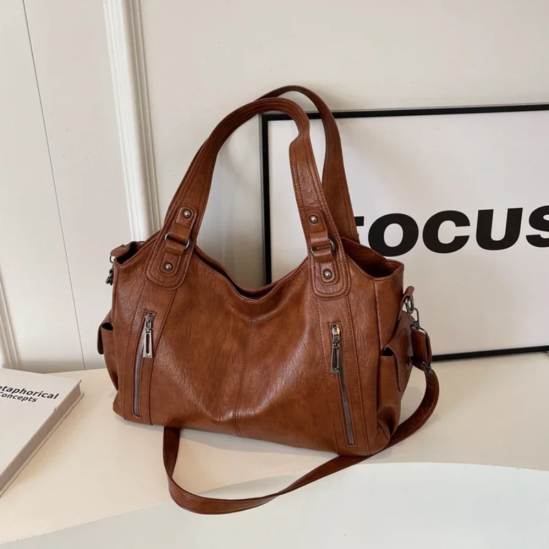 Beautifully Crafted Bag in a Classic Style