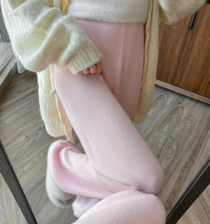 Gracefully Styled Pants for Any Occasion