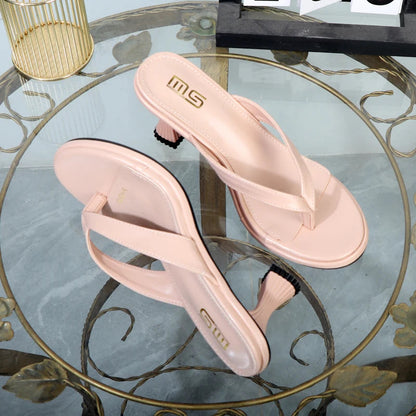 A Vintage Style Heels with Delicate Timeless Details