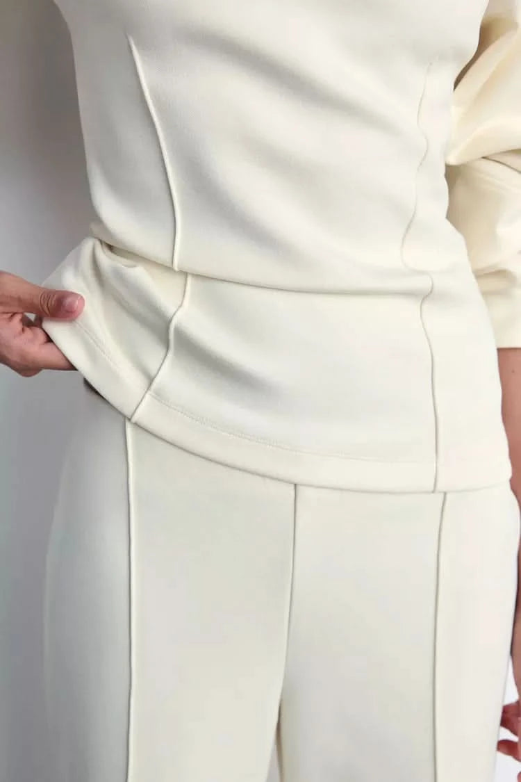 Beautifully Finished Garment in a Timeless Design
