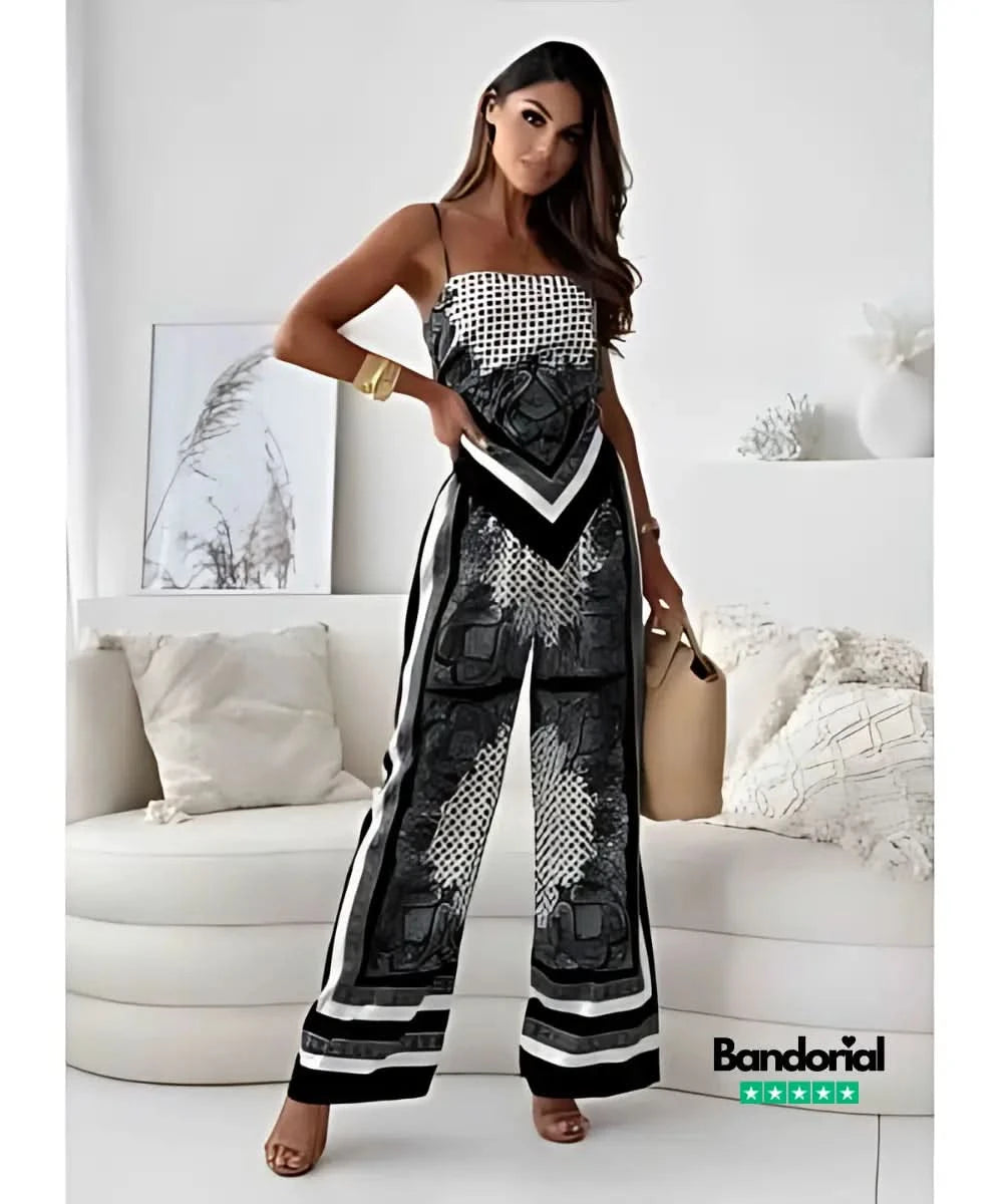 Gracefully Styled Garment for Any Occasion