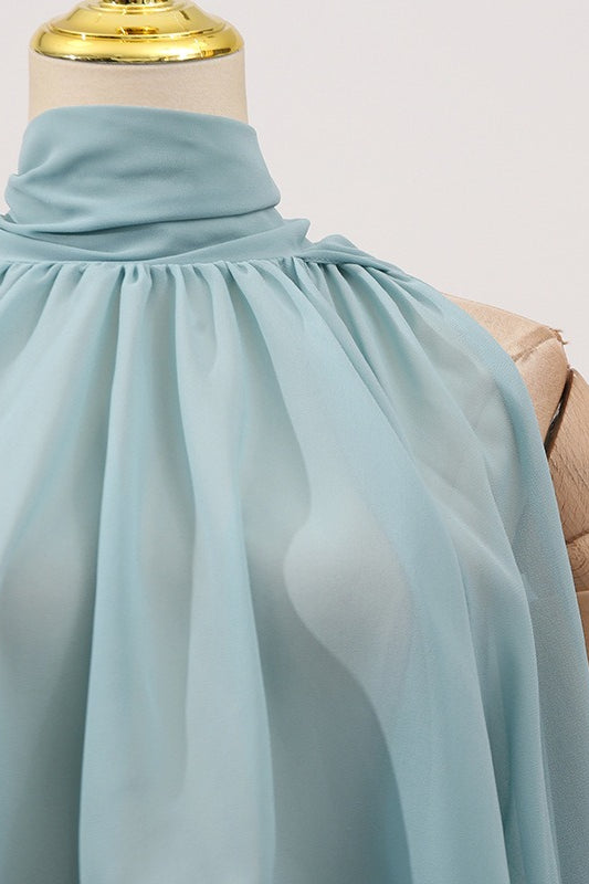 Sophisticated Blouse with a Clean Classic Look