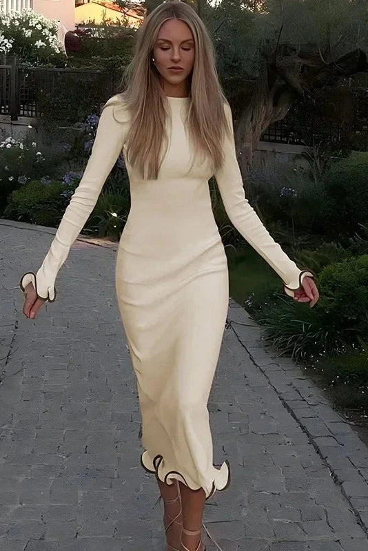 Effortlessly Elegant Dress with a Timeless Design