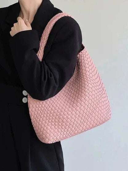 Beautifully Crafted Bag in a Classic Style