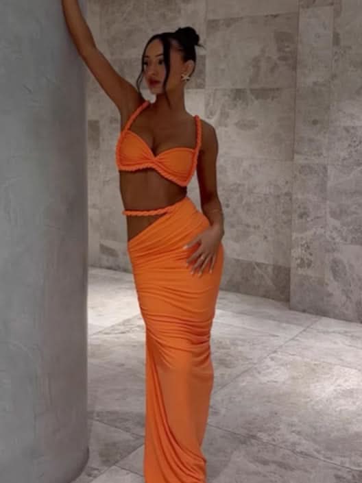 Classic Vintage Garment with a Flattering Fit