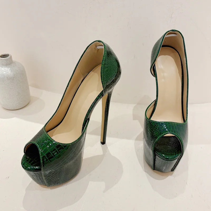 Polished Heels with an Effortless Classic Look