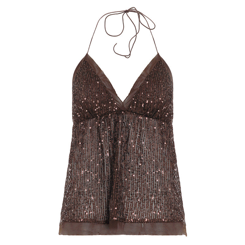 Sophisticated Garment with a Clean Classic Look