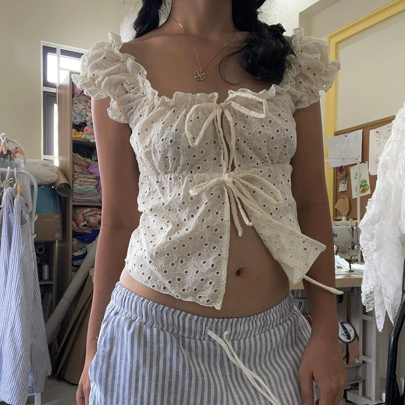 Sophisticated Blouse with a Clean Classic Look