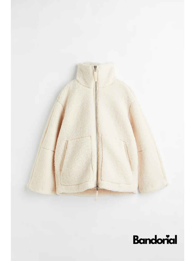 Effortlessly Elegant Jacket with a Timeless Design