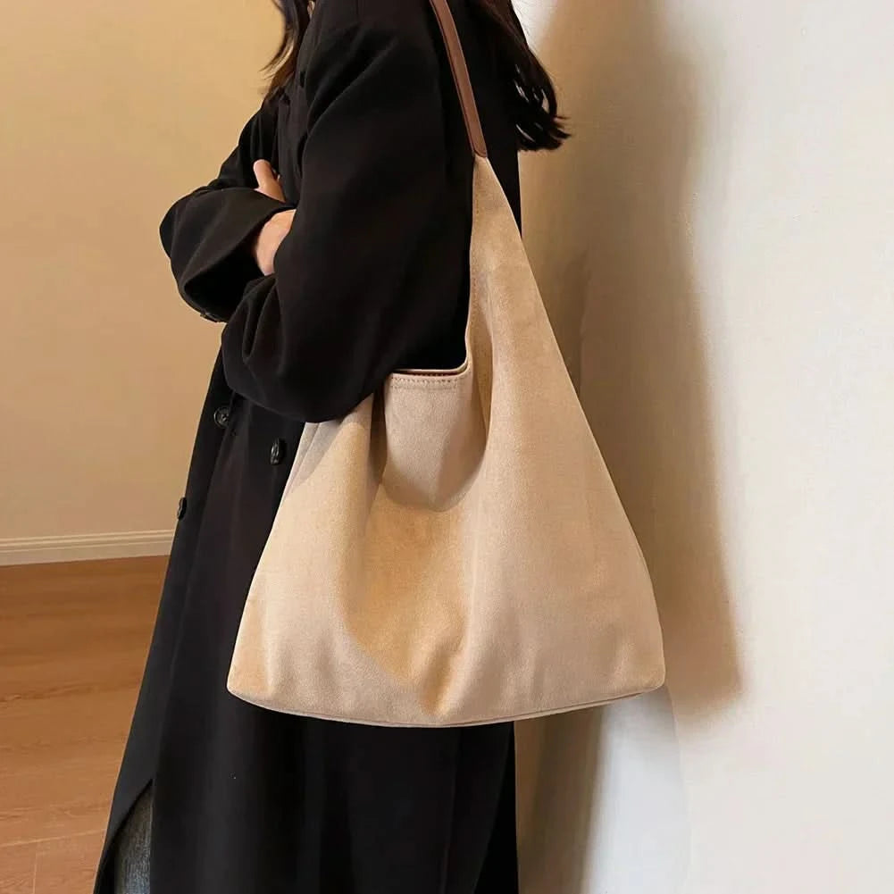 Classic Vintage Bag with a Flattering Fit