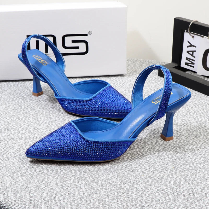 Well Tailored Heels with a Graceful Silhouette