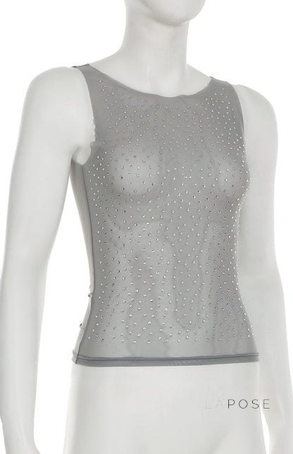 Well Tailored Garment with a Graceful Silhouette
