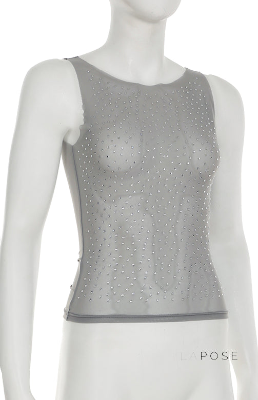 Well Tailored Garment with a Graceful Silhouette