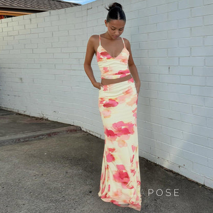 Beautifully Finished Garment in a Timeless Design