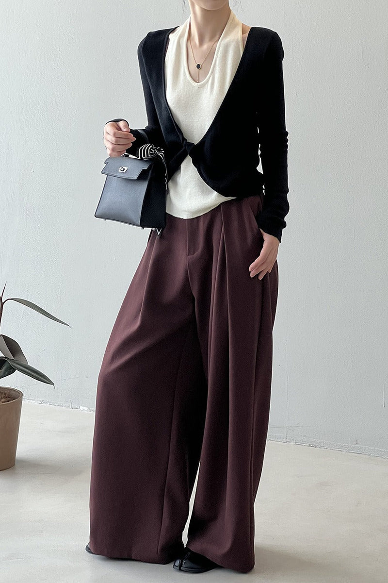Sophisticated Garment with a Clean Classic Look