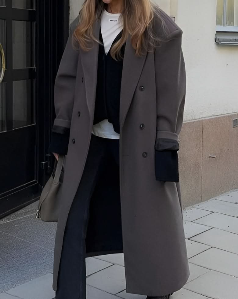 Classic Vintage Coat with a Flattering Fit