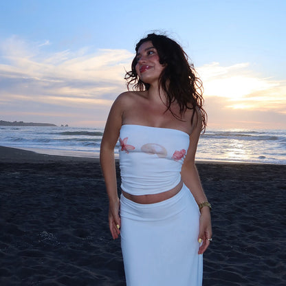 Beautifully Finished Top in a Timeless Design