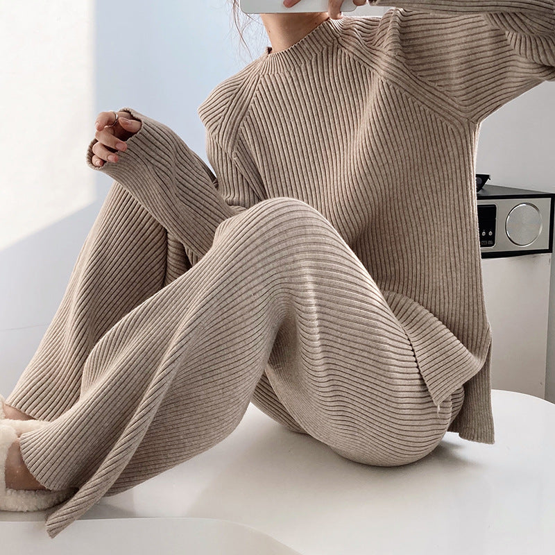 Elegantly Styled Pants for Everyday Wear