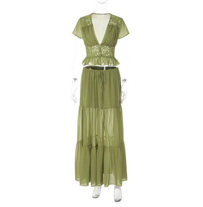 Well Tailored Garment with a Graceful Silhouette