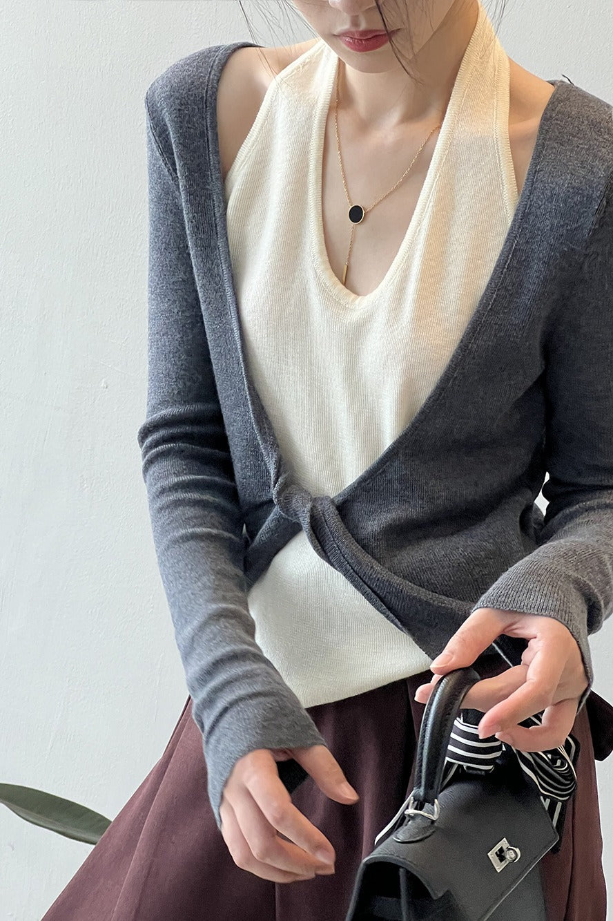 Sophisticated Garment with a Clean Classic Look