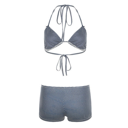 Effortlessly Elegant Bikini with a Timeless Design