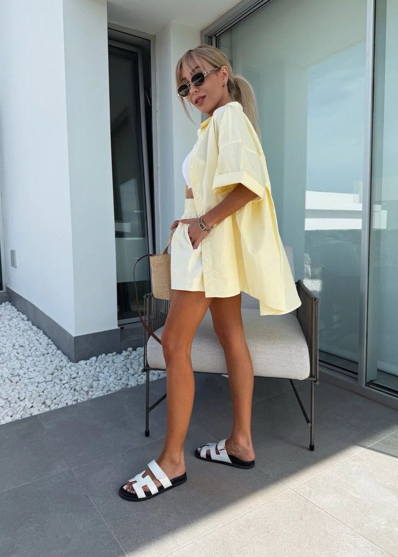 Sophisticated Garment with a Clean Classic Look