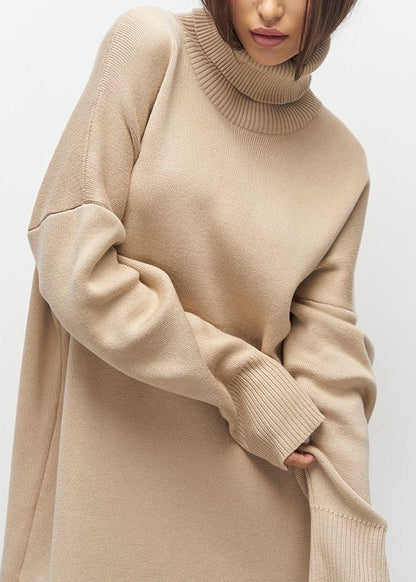 Classic Vintage Sweater with a Flattering Fit
