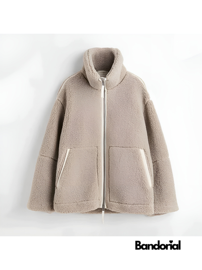 Effortlessly Elegant Jacket with a Timeless Design