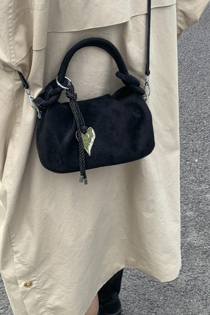 Beautifully Finished Bag in a Timeless Design