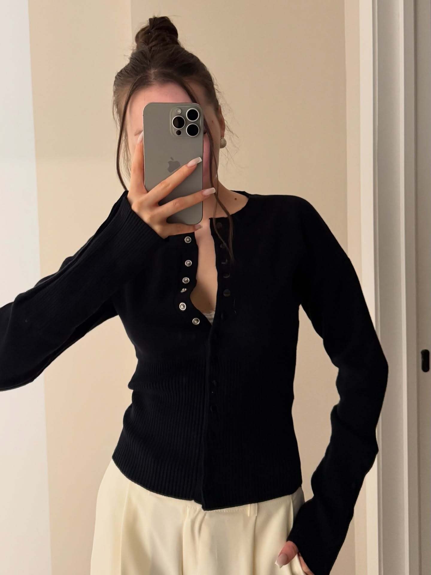 Polished Cardigan with an Effortless Classic Look