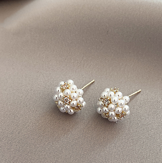 Small Pearl Earrings