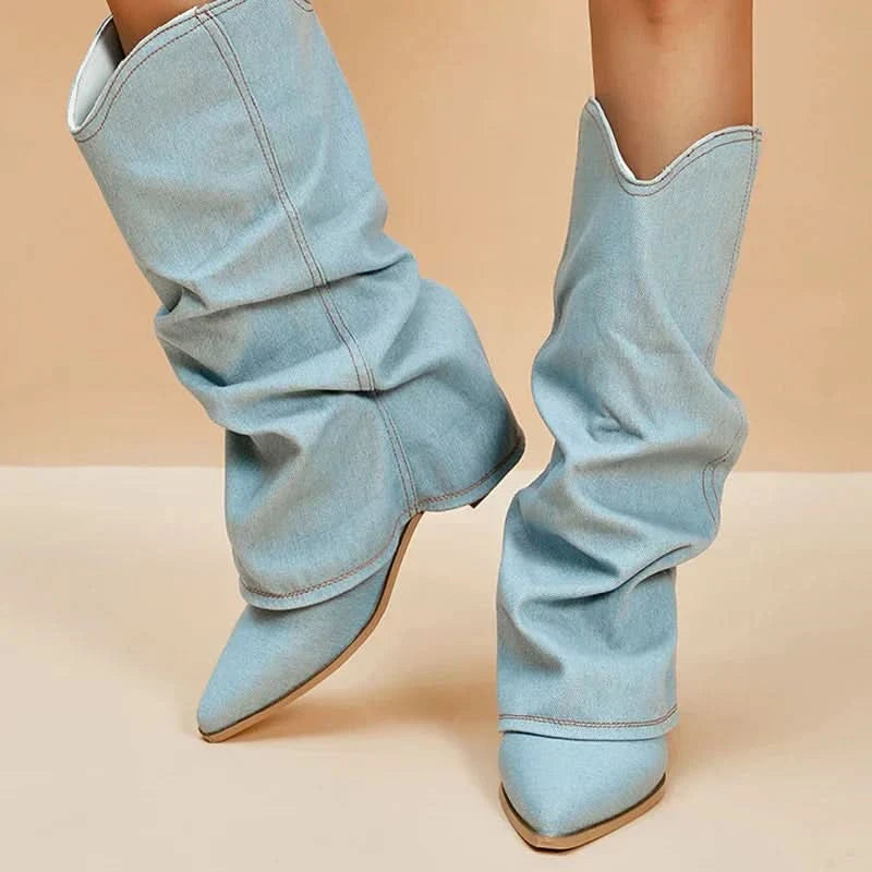Classic Vintage Boots with a Flattering Fit