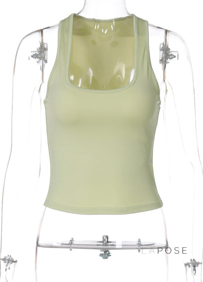 Effortlessly Elegant Top with a Timeless Design