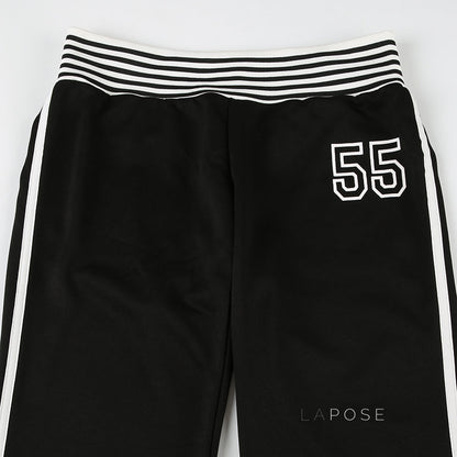 Classic Vintage Pants with a Flattering Fit