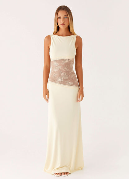 Effortlessly Elegant Dress with a Timeless Design