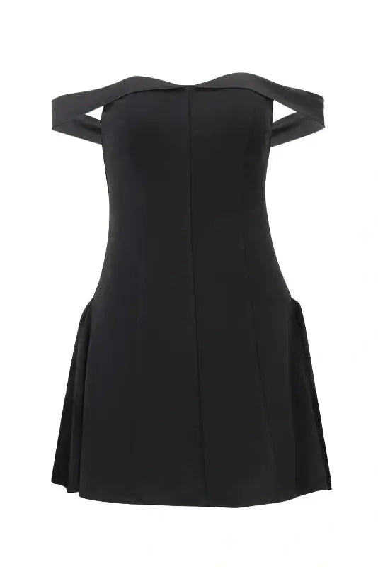 Sophisticated Dress with a Clean Classic Look