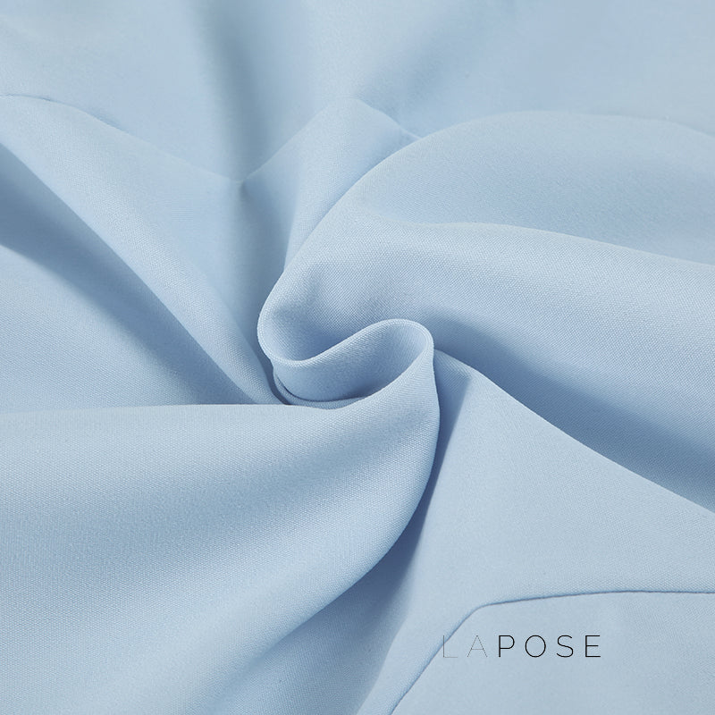 Effortlessly Elegant Blouse with a Timeless Design