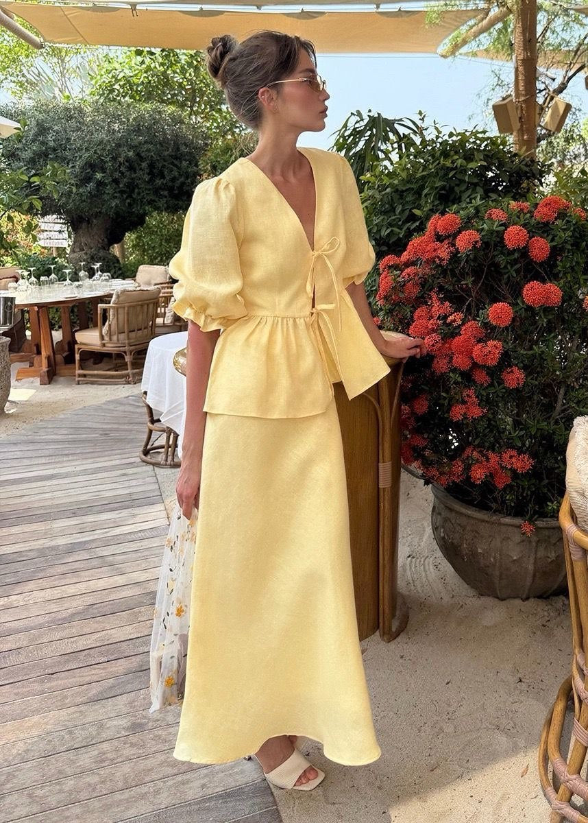 Gracefully Styled Garment for Any Occasion