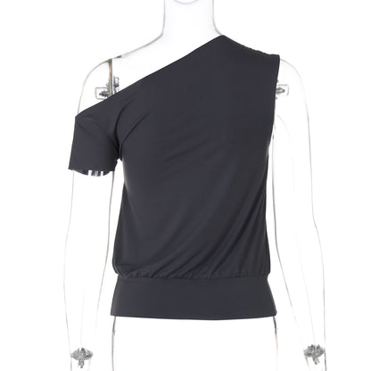 Well Tailored Garment with a Graceful Silhouette