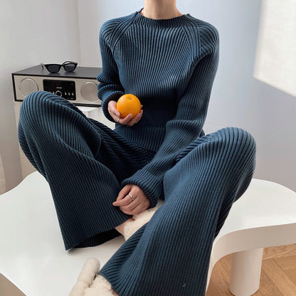 Elegantly Styled Pants for Everyday Wear