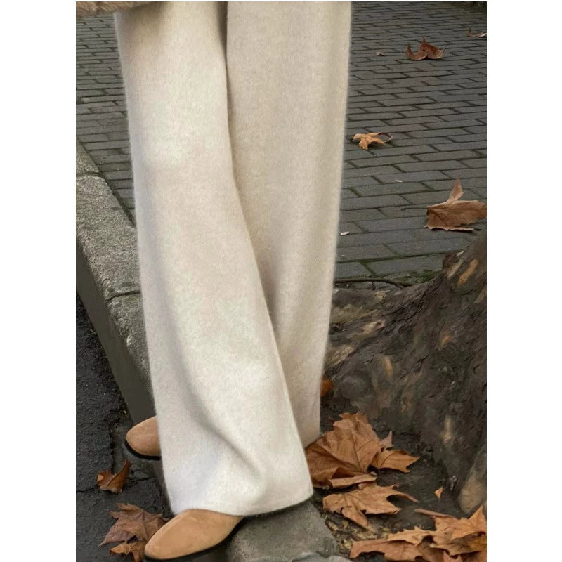 Beautifully Crafted Pants in a Classic Style