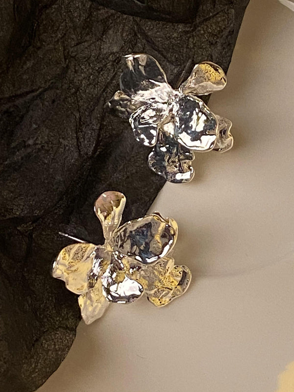 Normcore Three-dimensional Silver Flower Shape Earrings