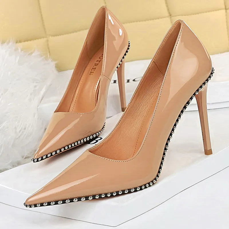 Gracefully Styled Heels for Any Occasion