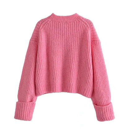 Classic Vintage Sweater with a Flattering Fit
